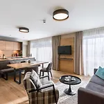 Remind Apartements Brixental Aparthotel 4*