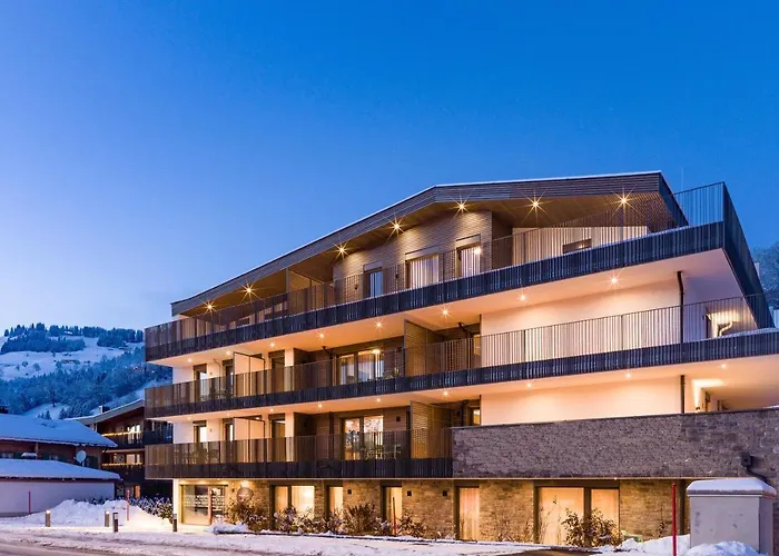 Remind Apartements Brixental アパートホテル 4*